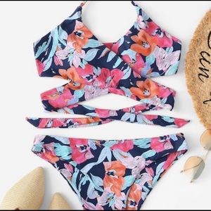 Wrap halter top bikini